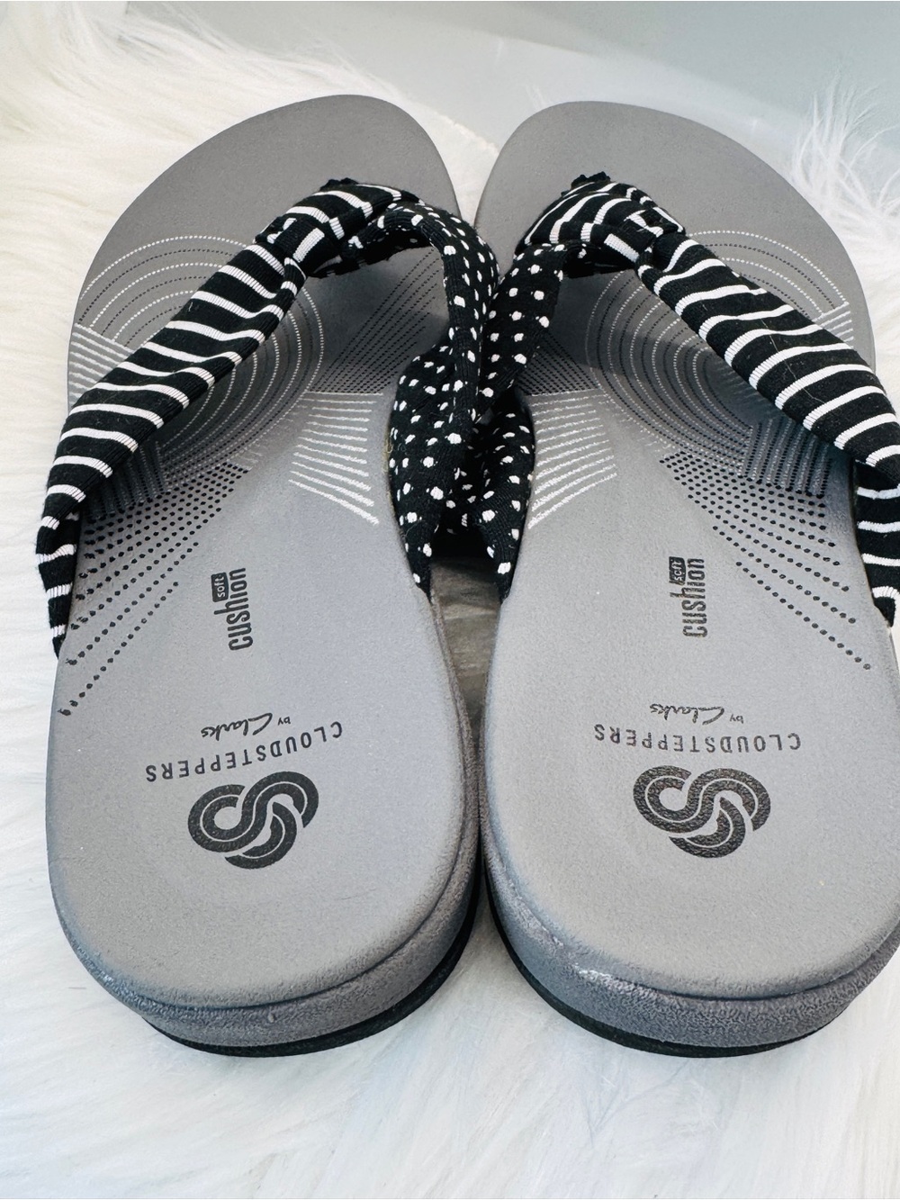 Clarks Arla Glison CloudSteppers Women’s Sandals Black White size 8 polka dot - Picture 5 of 9